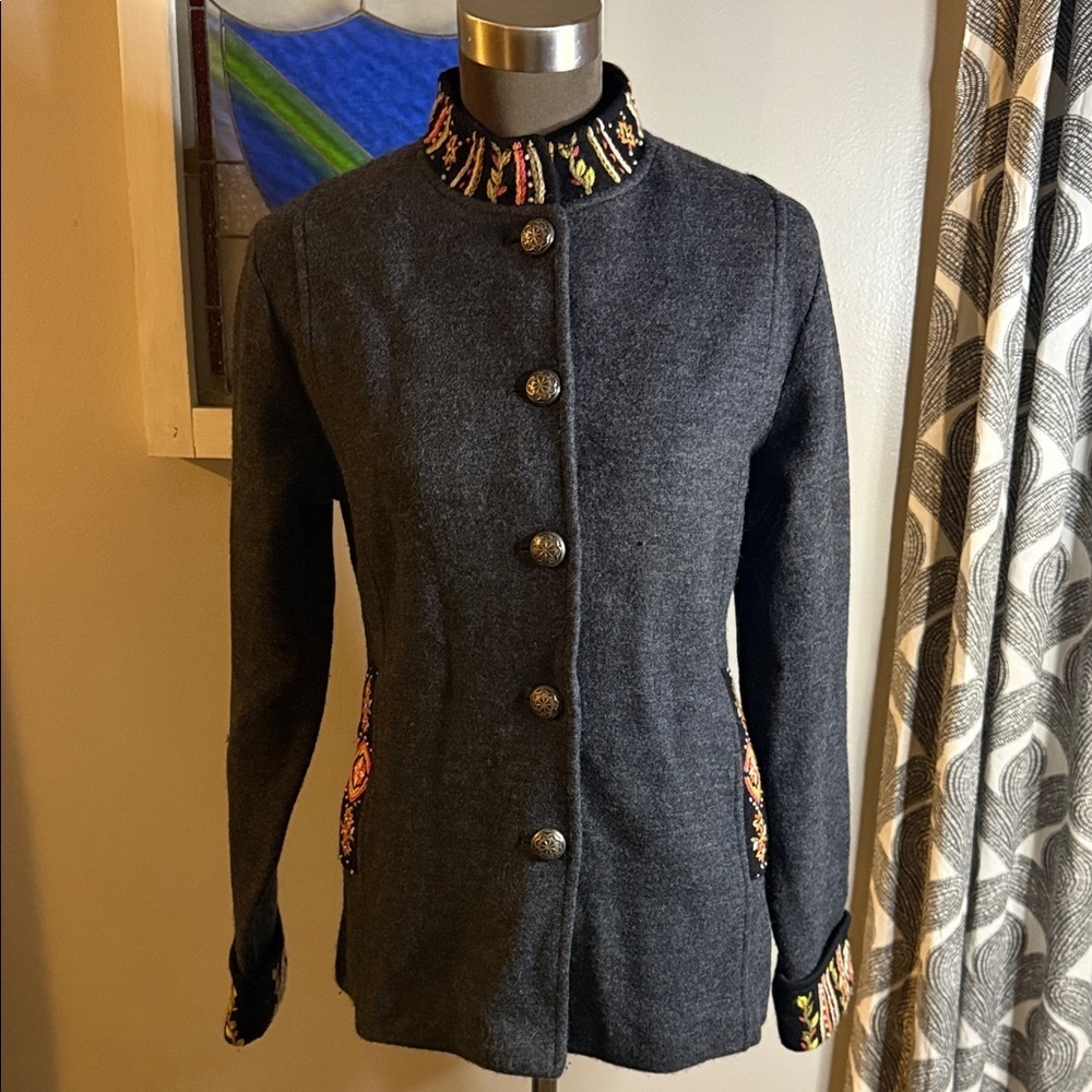 Icelandic Design Lightweight Wool Jacket w/ Embroidered Trim SZ Small